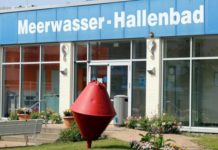 Weihnachtsschwimmen im Meerwasserhallenbad