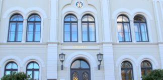 Vollsperrung der Zufahrt zum Gewerbegebiet Kieler Chaussee