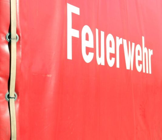Brand eines Mehrfamilienhauses