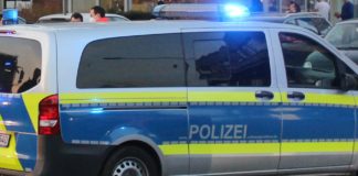 Fahrzeugrennen endet mit Unfall
