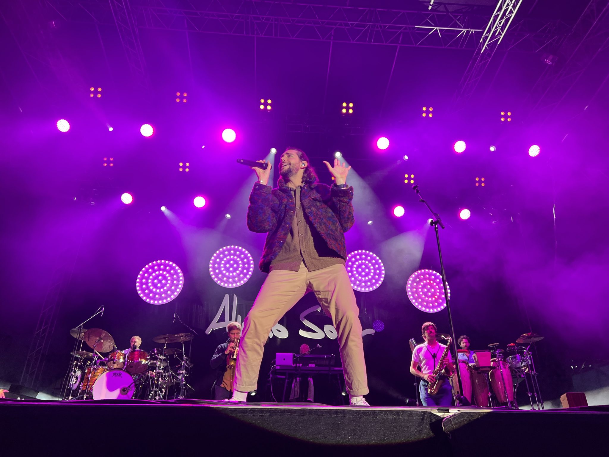 Timmendorfer Strand Alvaro Soler Konzertreihe › OHAKTUELL