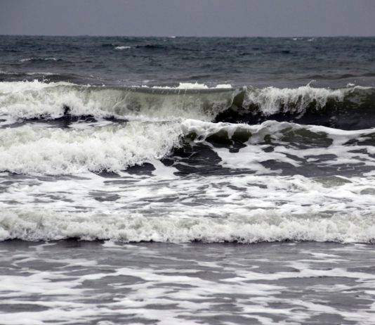 Islandtief mit neuen Niederschlägen