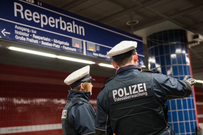 Polizei Reeperbahn 2