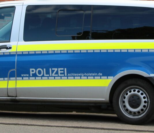 Landespolizei SH kontrollierte rund 800 Lkw und Busse