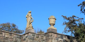 Auseinandersetzung an der Puppenbrücke