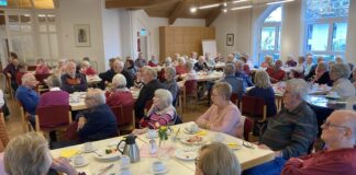 Seniorenfrühstück in Stockelsdorf: „Onlinebanking – aber sicher“