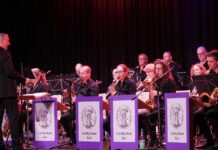 Weihnachtskonzert mit der Uni-Big Band Kiel im Oldenburger Stadttheater