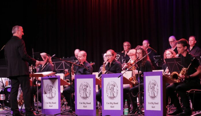 Uni-Big Band Kiel_(c)UBB
