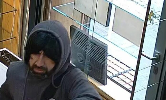 VP 3; (c) Polizeidirektion Lübeck