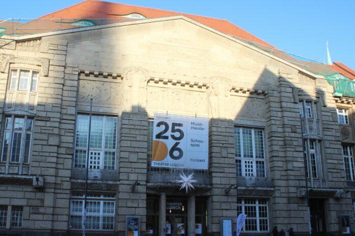 Theater Lübeck ar