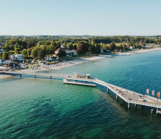Neues Wassersport-Highlight: Seebrückenschwimmen in der Lübecker Bucht