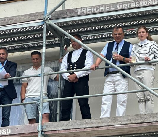 Richtfest für 18 geförderte Wohnungen in Stockelsdorf