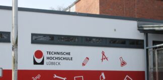Vom Hörsaal ins Leben: 390 Studierende feiern ihren Abschluss an der TH Lübeck